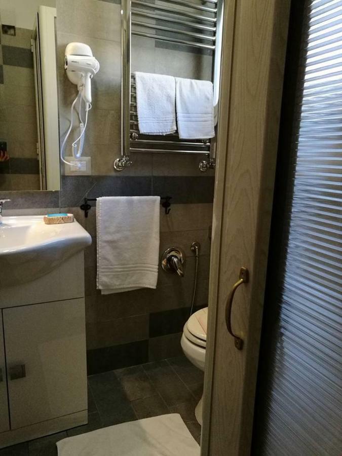 B&B Fratelli Nicoli Рим Екстер'єр фото