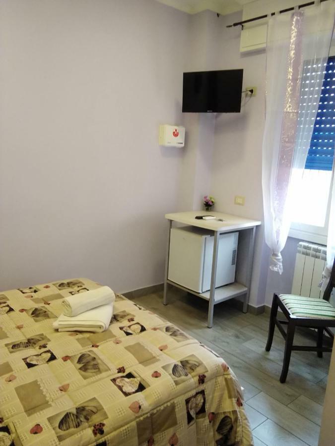 B&B Fratelli Nicoli Рим Екстер'єр фото
