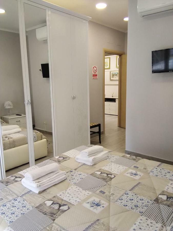 B&B Fratelli Nicoli Рим Екстер'єр фото